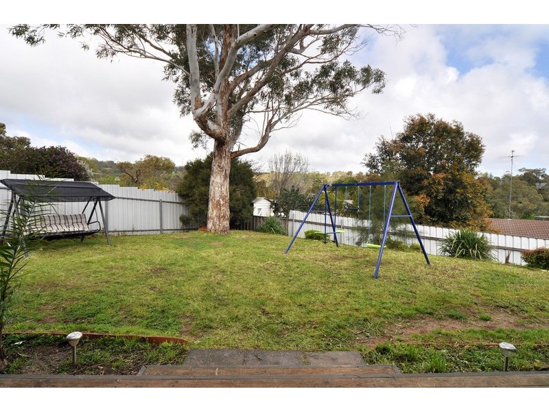 42 Woodlea Drive, Aberfoyle Park SA 5159