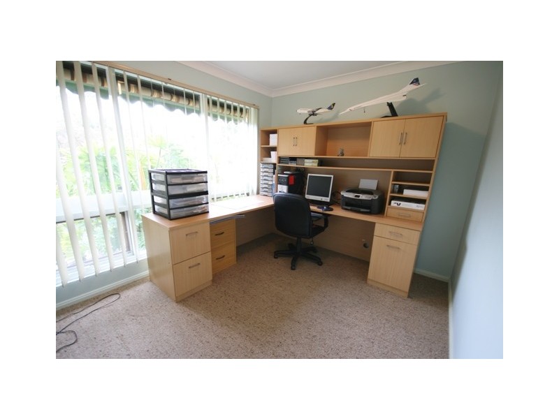 32 Booth Street, Happy Valley SA 5159