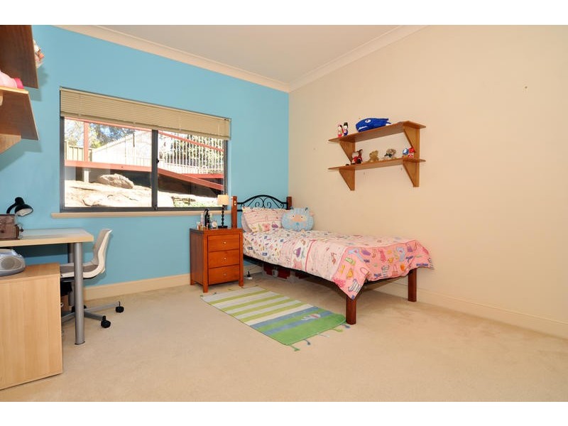 4 Goss Road, Aberfoyle Park SA 5159