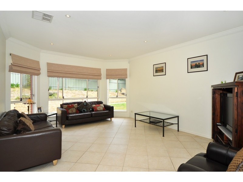 3 Cormorant Avenue, Flagstaff Hill SA 5159