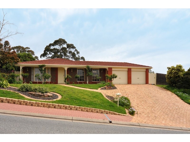 33 York Drive, Flagstaff Hill SA 5159