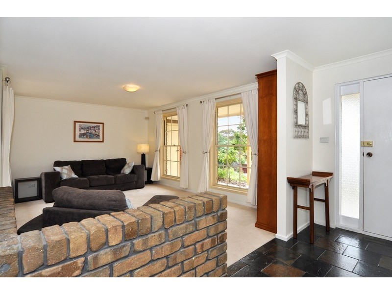 33 York Drive, Flagstaff Hill SA 5159