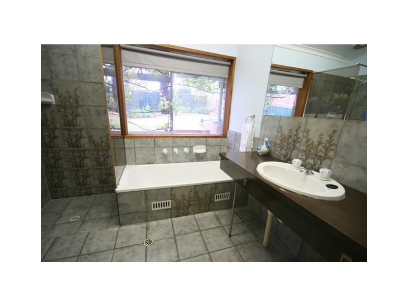 19 Nickel Drive, Aberfoyle Park SA 5159