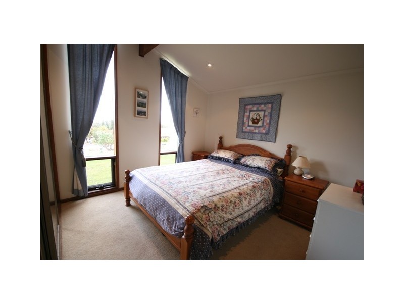 19 Nickel Drive, Aberfoyle Park SA 5159