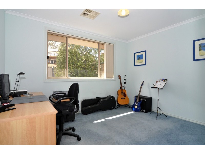 15 Highfield Drive, Aberfoyle Park SA 5159