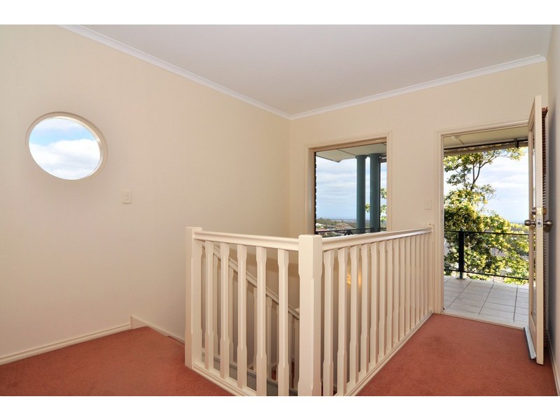 15 Highfield Drive, Aberfoyle Park SA 5159