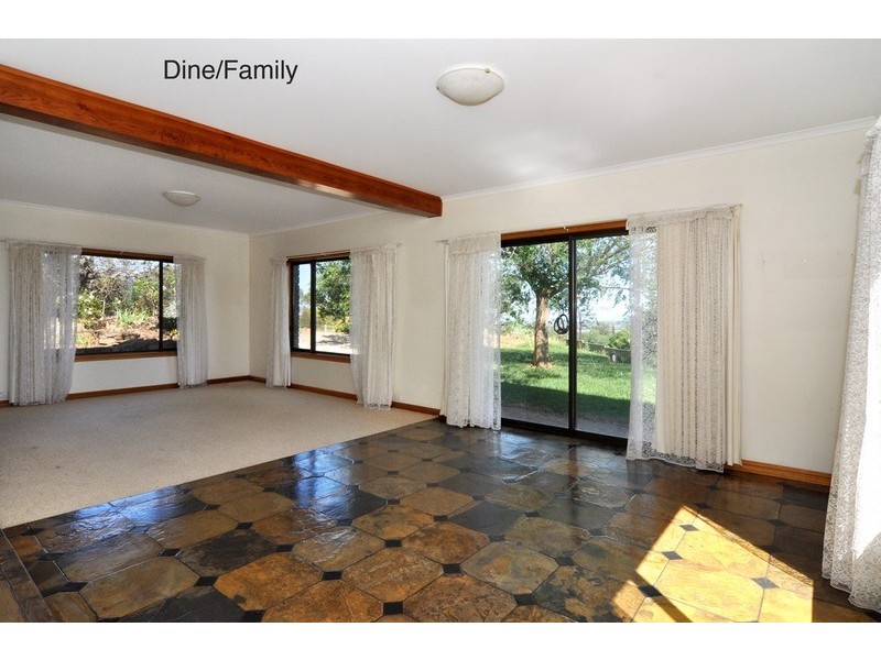 209 Windebanks Road, Aberfoyle Park SA 5159