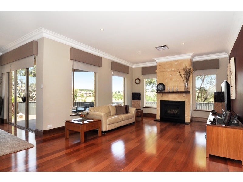 6 Lacebark Court, Flagstaff Hill SA 5159