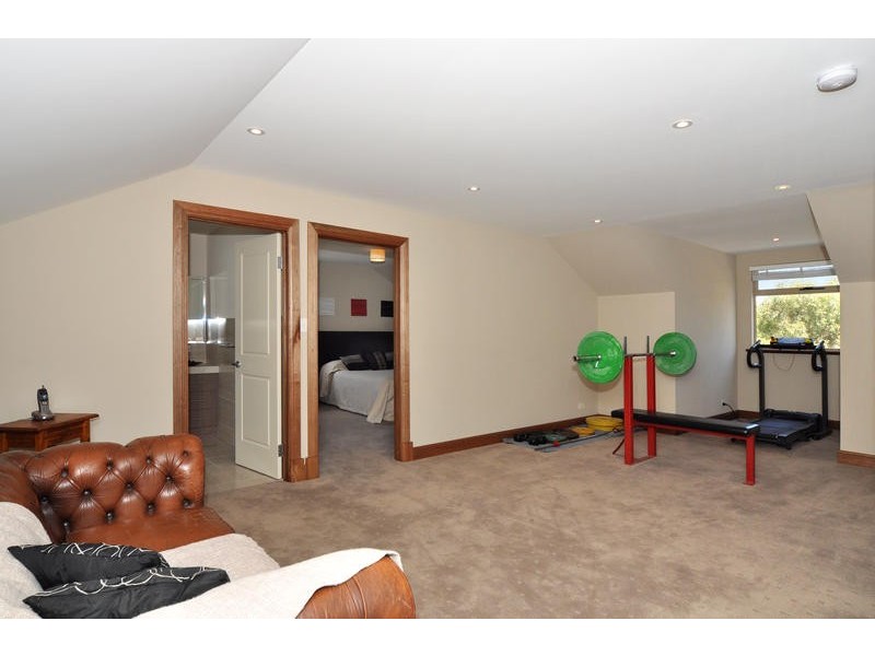 6 Lacebark Court, Flagstaff Hill SA 5159