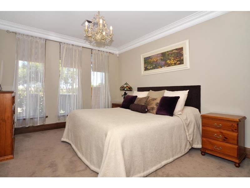 6 Lacebark Court, Flagstaff Hill SA 5159