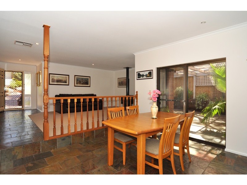 18 Songlark Grove, Flagstaff Hill SA 5159