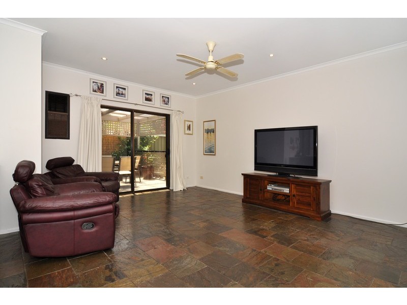 18 Songlark Grove, Flagstaff Hill SA 5159