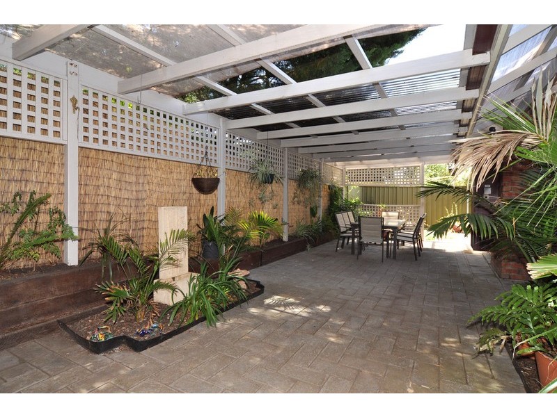 18 Songlark Grove, Flagstaff Hill SA 5159