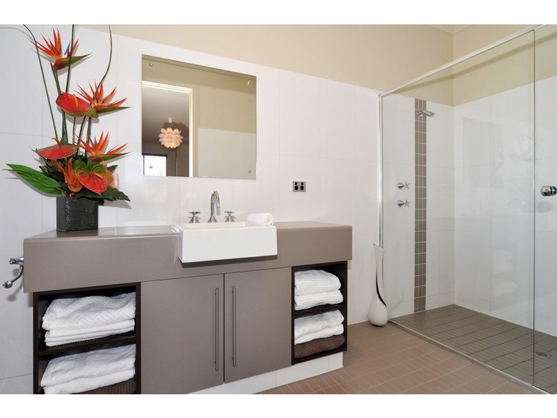 1 Coulter Street, Flagstaff Hill SA 5159