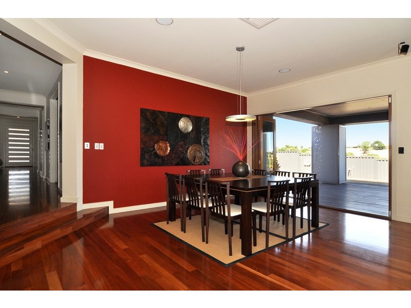 1 Coulter Street, Flagstaff Hill SA 5159