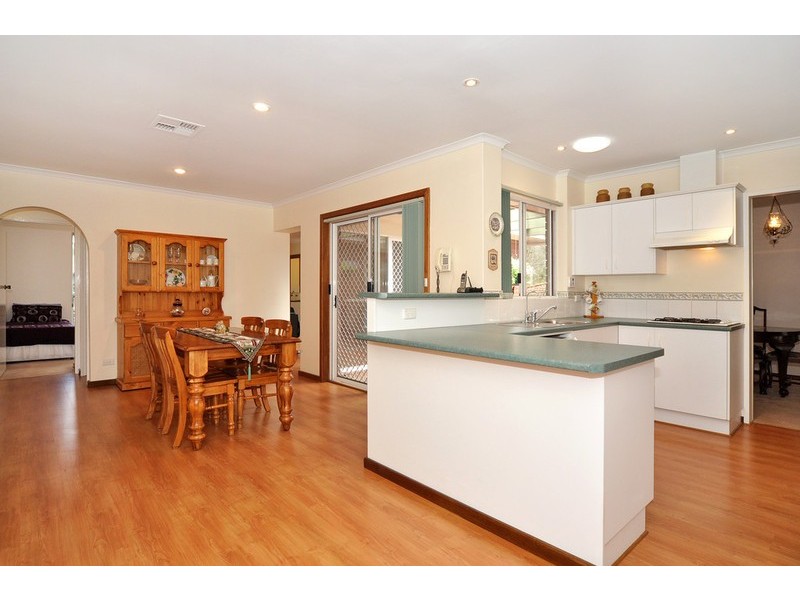 4 Scherer Avenue, Coromandel Valley SA 5051