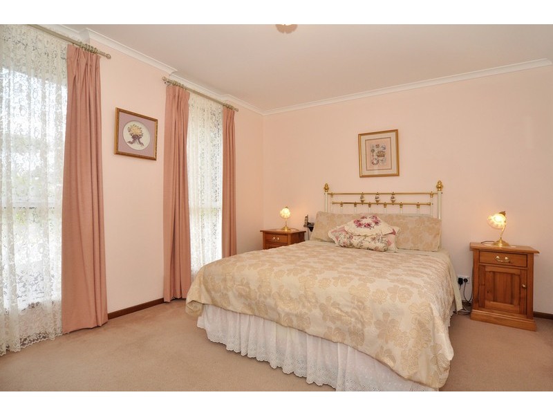 4 Scherer Avenue, Coromandel Valley SA 5051