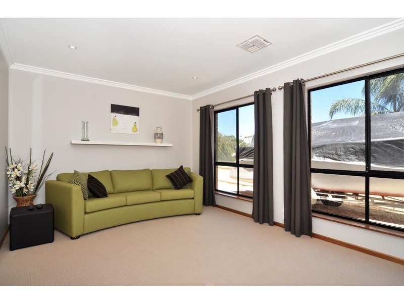 3 Beverley Street, Flagstaff Hill SA 5159