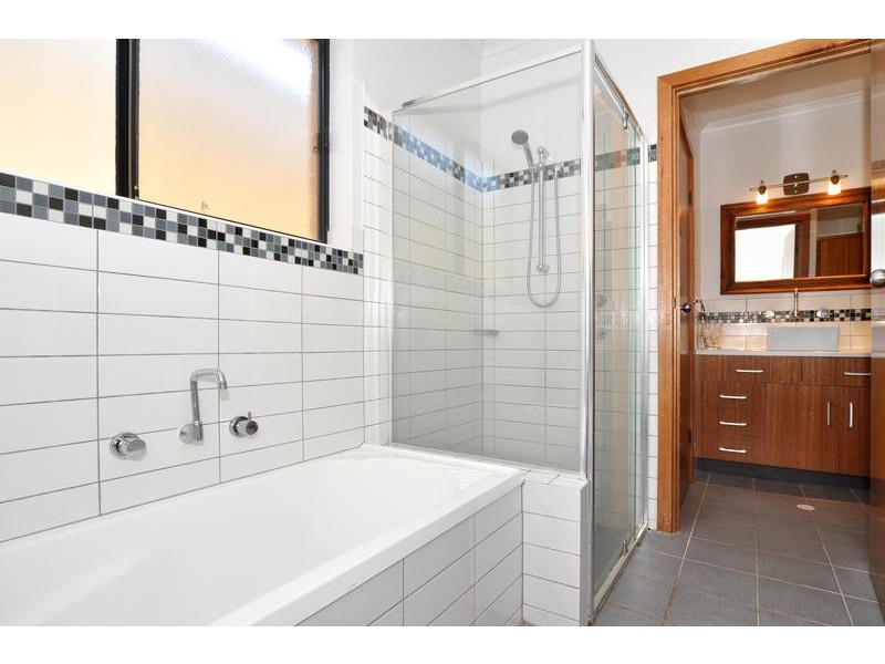 3 Beverley Street, Flagstaff Hill SA 5159