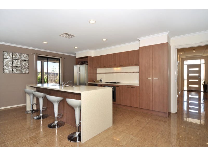 17 Acacia Grove, Flagstaff Hill SA 5159