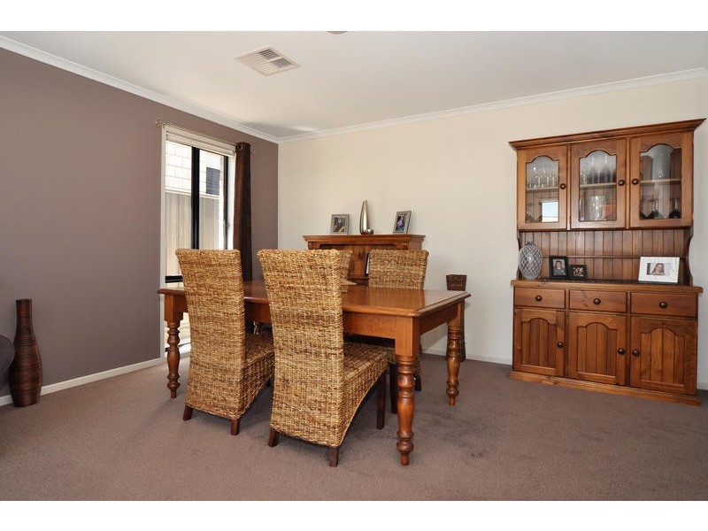 17 Acacia Grove, Flagstaff Hill SA 5159