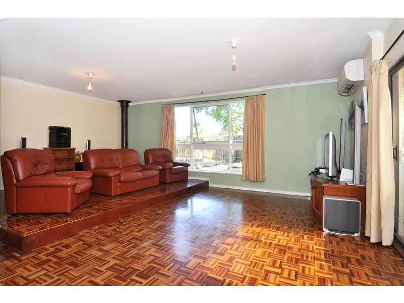 4 Coromandel Street, Flagstaff Hill SA 5159