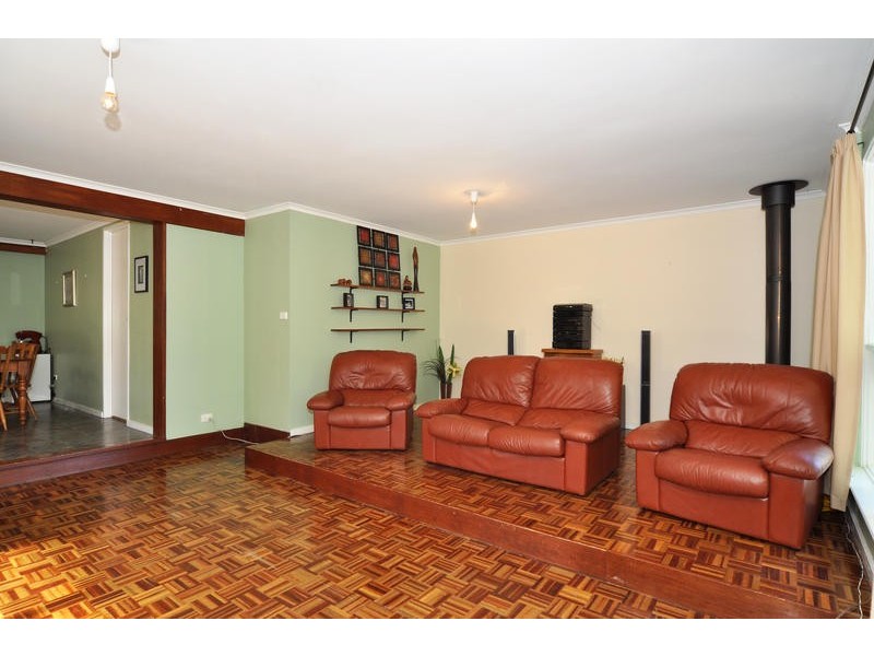 4 Coromandel Street, Flagstaff Hill SA 5159