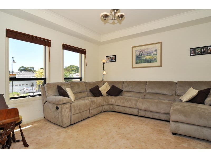 25 Pinnacle Crescent, Flagstaff Hill SA 5159