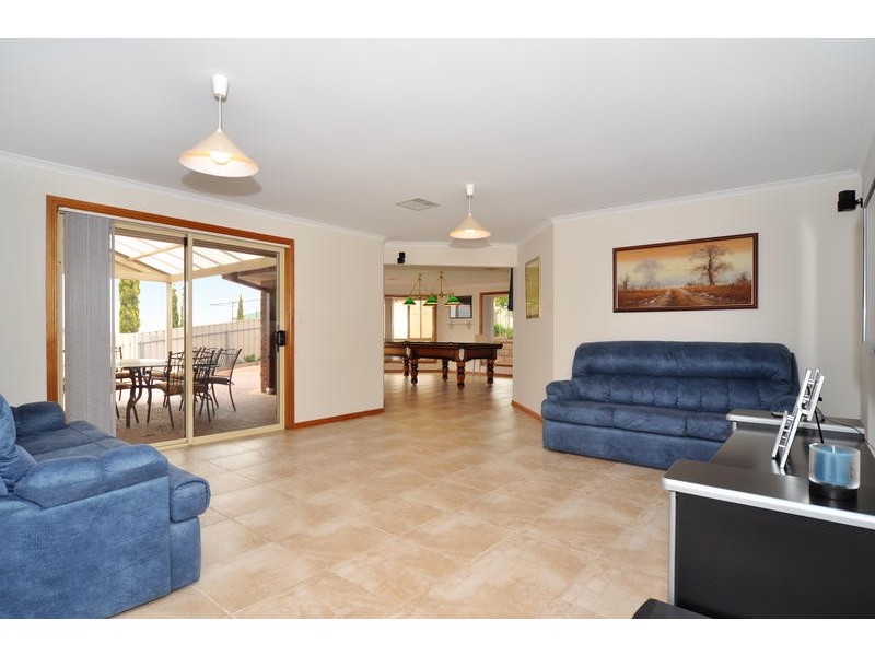 38 Coachwood Drive, Aberfoyle Park SA 5159