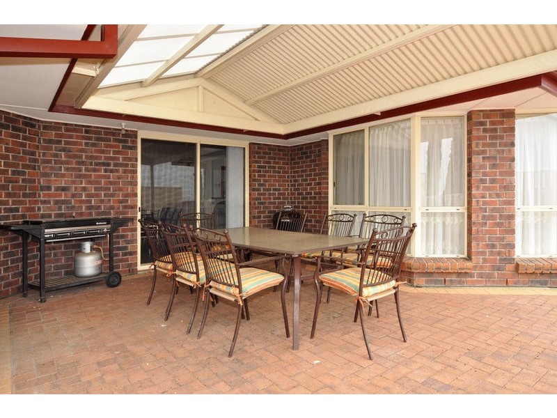 38 Coachwood Drive, Aberfoyle Park SA 5159