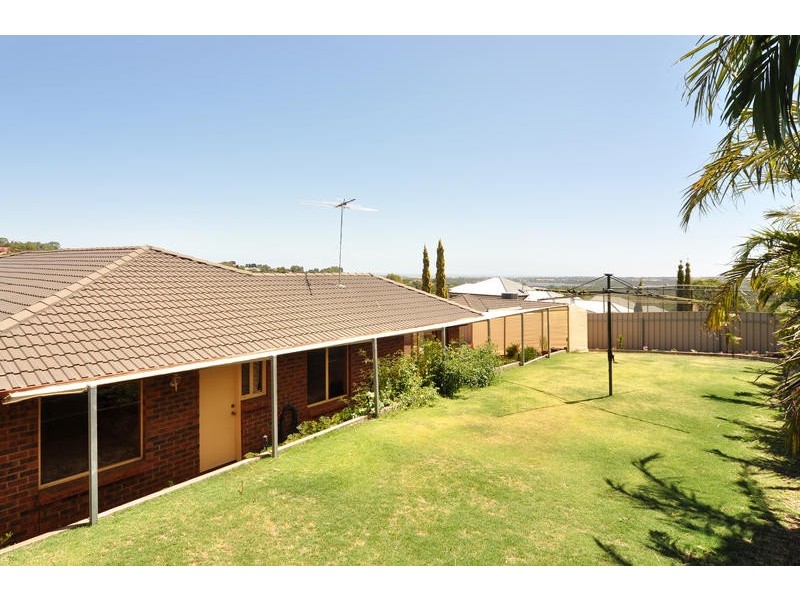 38 Coachwood Drive, Aberfoyle Park SA 5159