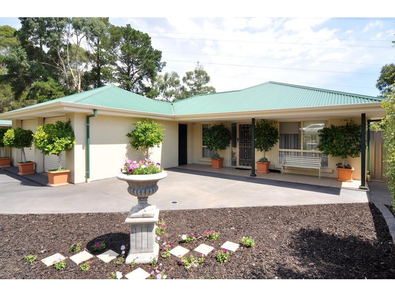 70 Tania Drive, Aberfoyle Park SA 5159