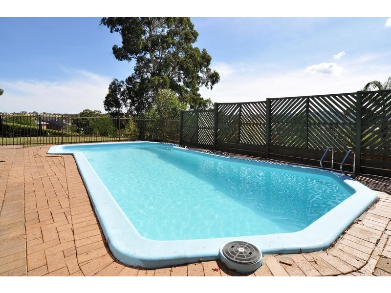 16 Kingfisher Circuit, Flagstaff Hill SA 5159