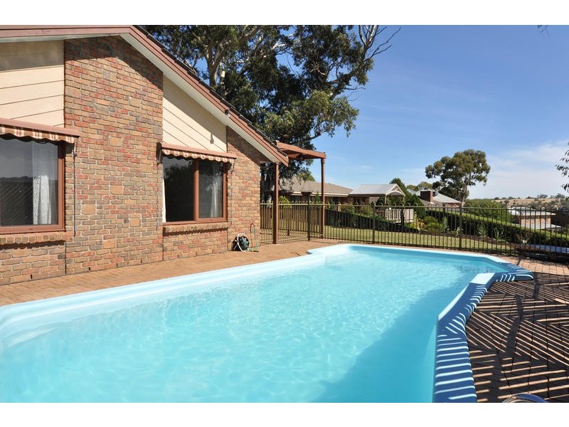 16 Kingfisher Circuit, Flagstaff Hill SA 5159
