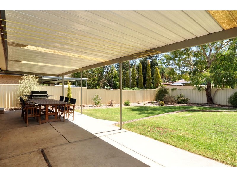 39 Booth Street, Happy Valley SA 5159