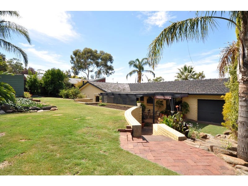 8 St Helena Street, Flagstaff Hill SA 5159