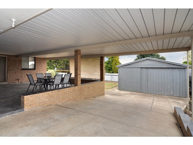 10 Roxanne Street, Happy Valley SA 5159
