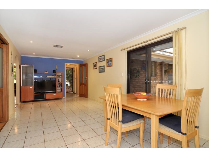 8 Pridham Court, Aberfoyle Park SA 5159