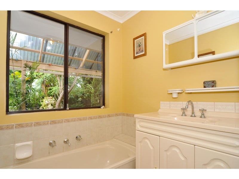 8 Pridham Court, Aberfoyle Park SA 5159