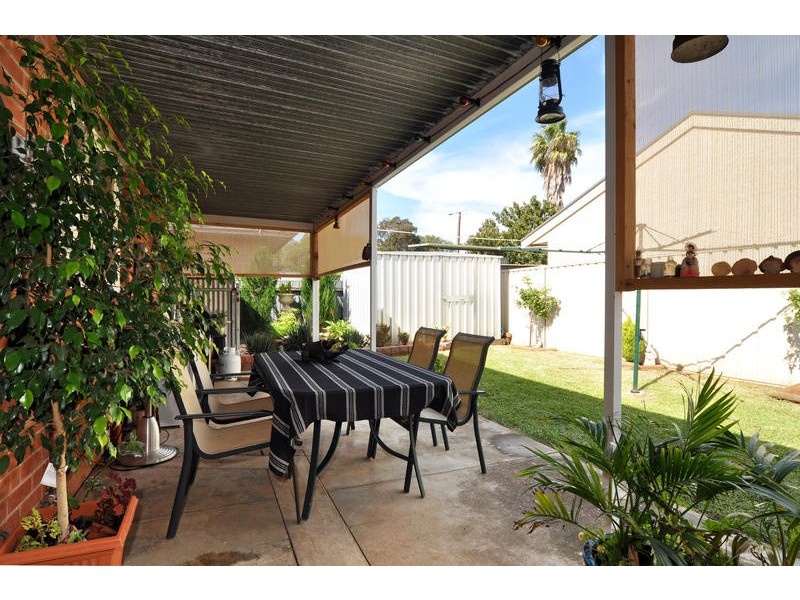8 Sedunary Road, Morphett Vale SA 5162