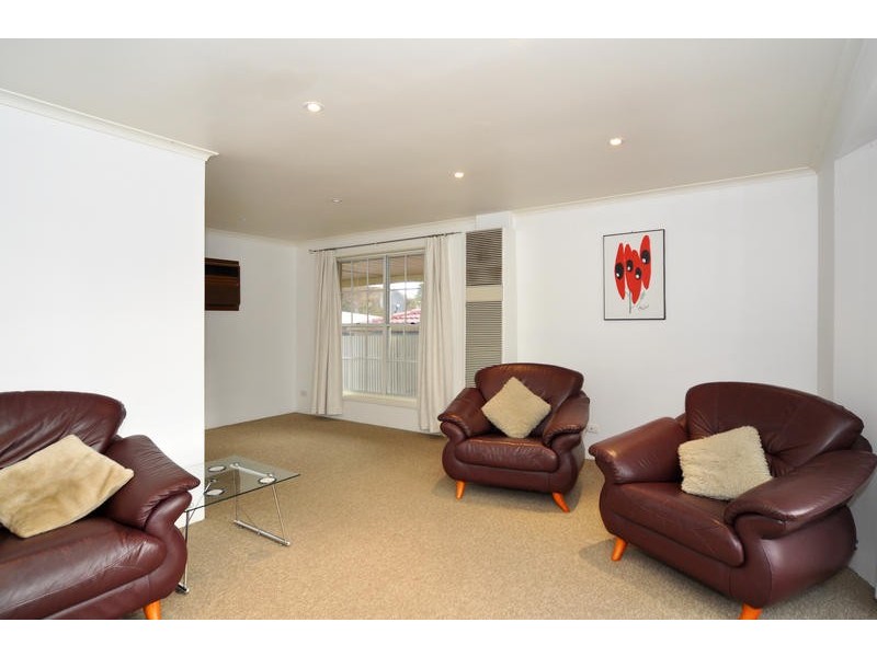 10 Roxanne Avenue, Aberfoyle Park SA 5159