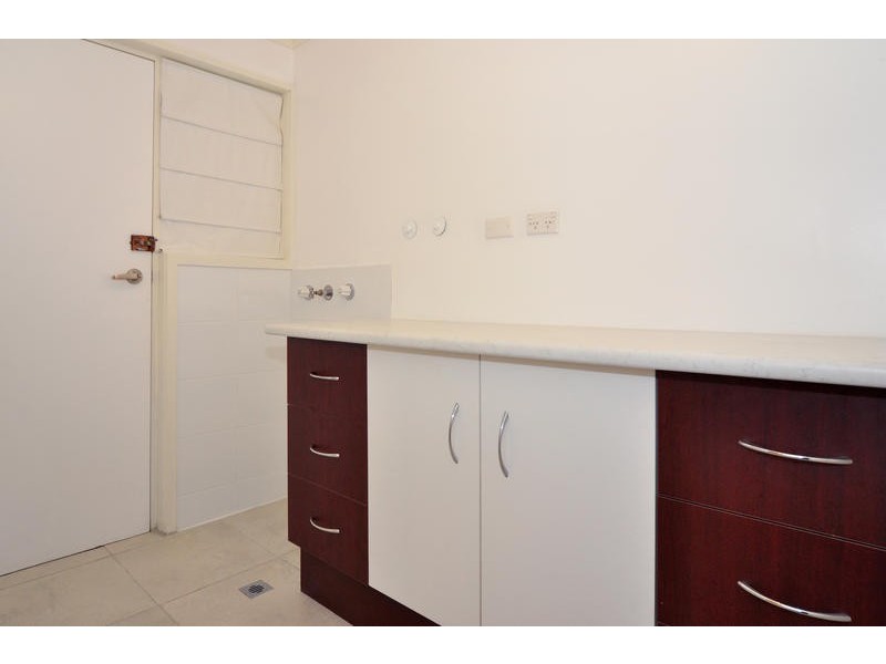 10 Roxanne Avenue, Aberfoyle Park SA 5159