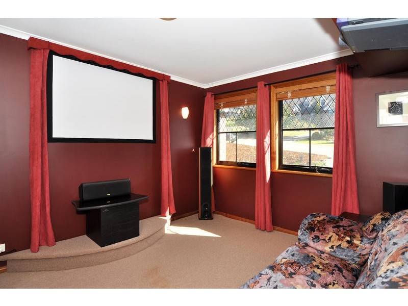 95 Kingfisher Circuit, Flagstaff Hill SA 5159