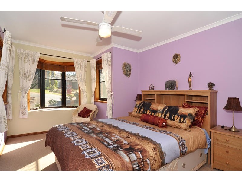 95 Kingfisher Circuit, Flagstaff Hill SA 5159