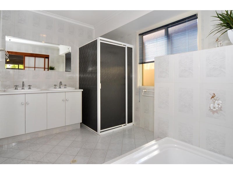 25 Eucalypt Circuit, Flagstaff Hill SA 5159