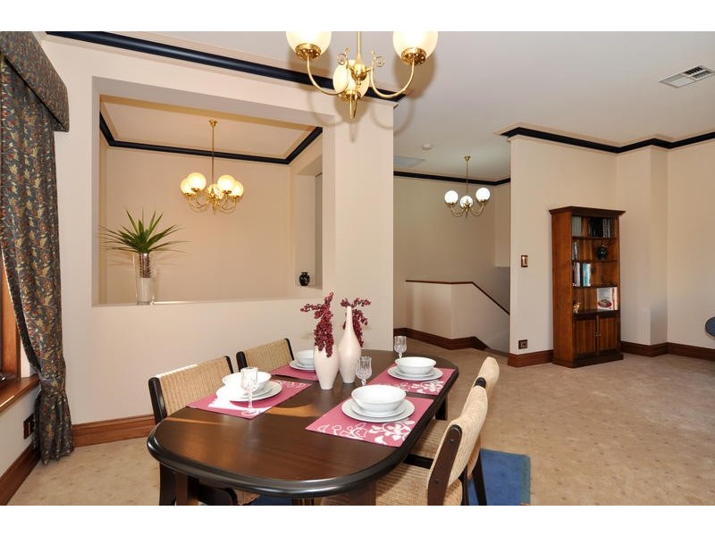 3 Plantation Avenue, Flagstaff Hill SA 5159