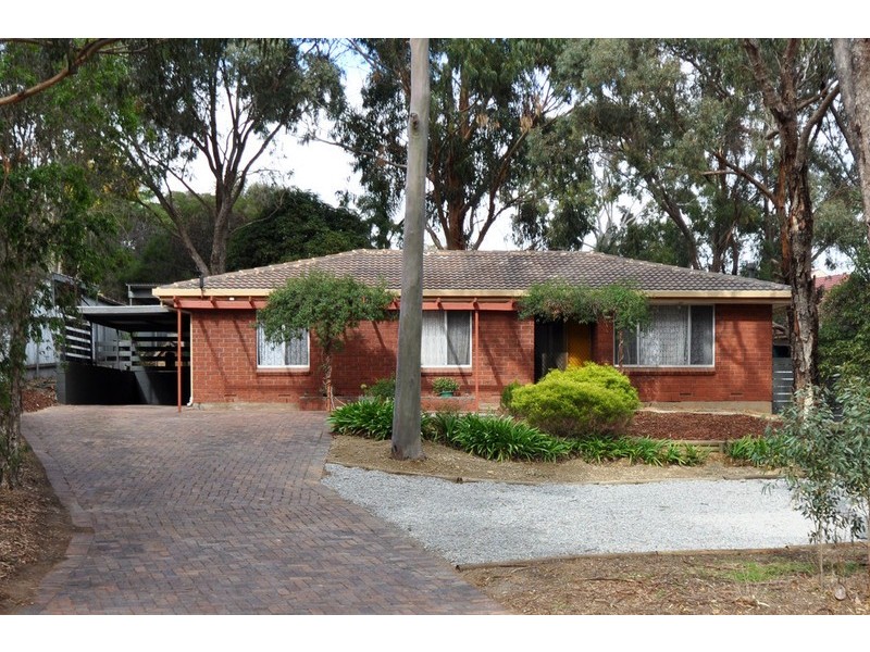 64 Manning Road, Aberfoyle Park SA 5159