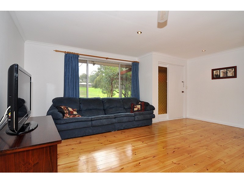 64 Manning Road, Aberfoyle Park SA 5159
