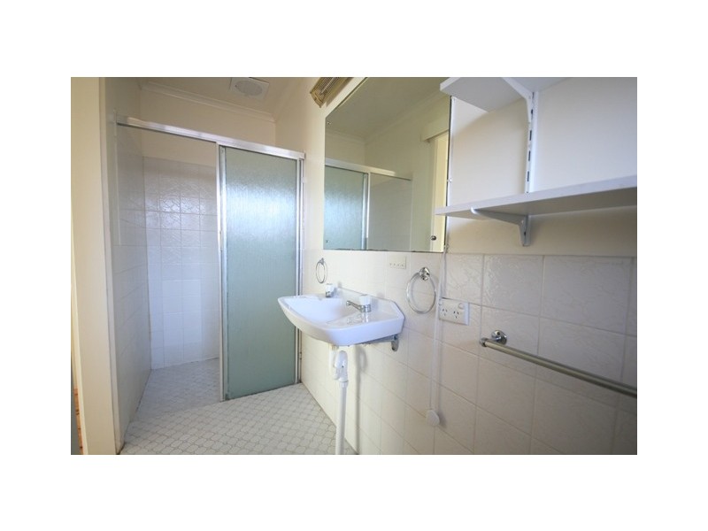 4 Balara Crescent, Flagstaff Hill SA 5159