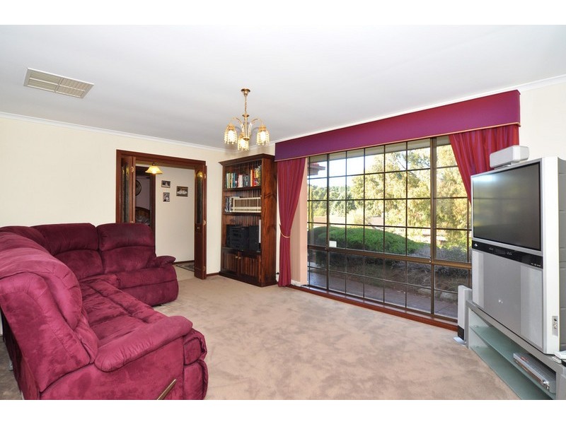 13 Musgrave Avenue, Aberfoyle Park SA 5159